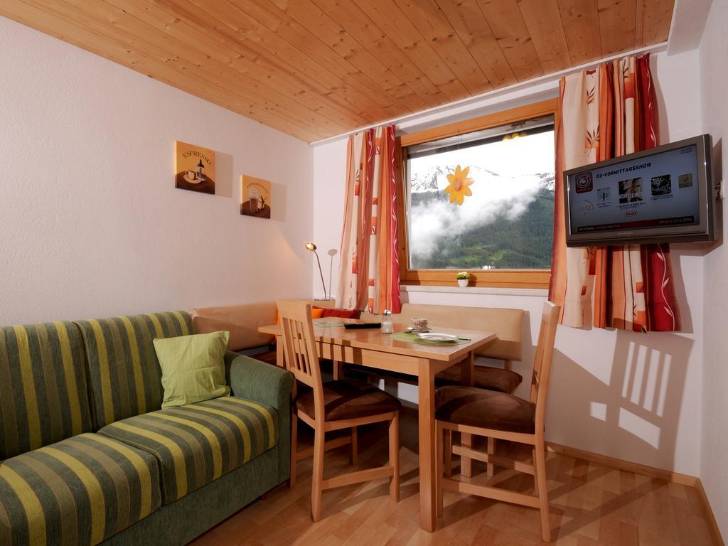 Single Apartment Martlerhof Tux Quarto foto